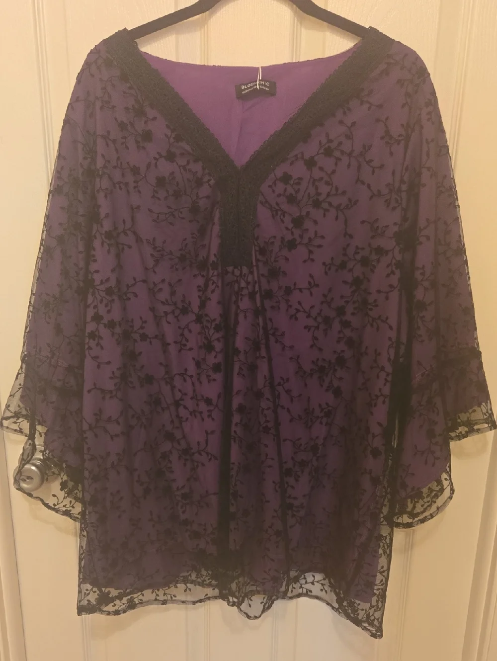 BloomChic Purple and Black Lace Overlay Women's Top, Plus Size, Sheer w/lining. - Picture 6 of 9